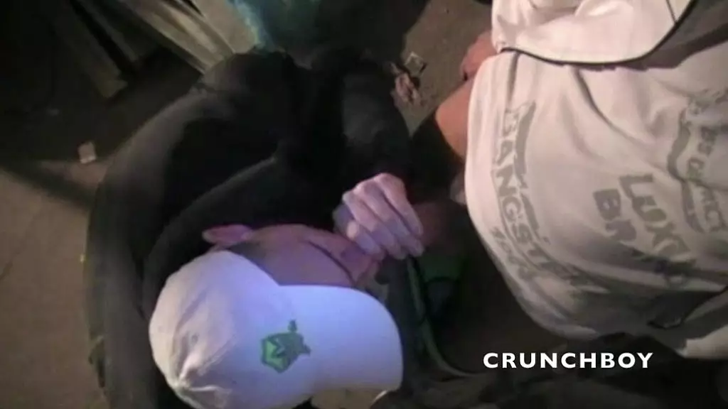 прямой трах с плохим парнем в дискретном tbasemrnt