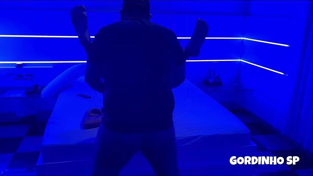 fudendo a melissa hot no motel 2000