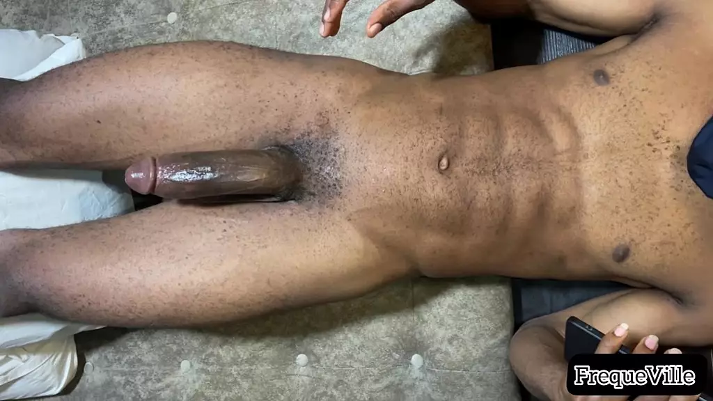 дрочу свой большой 10-дюймовый член