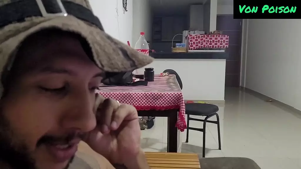 resenha entre amigos terminate em sexo e putaria