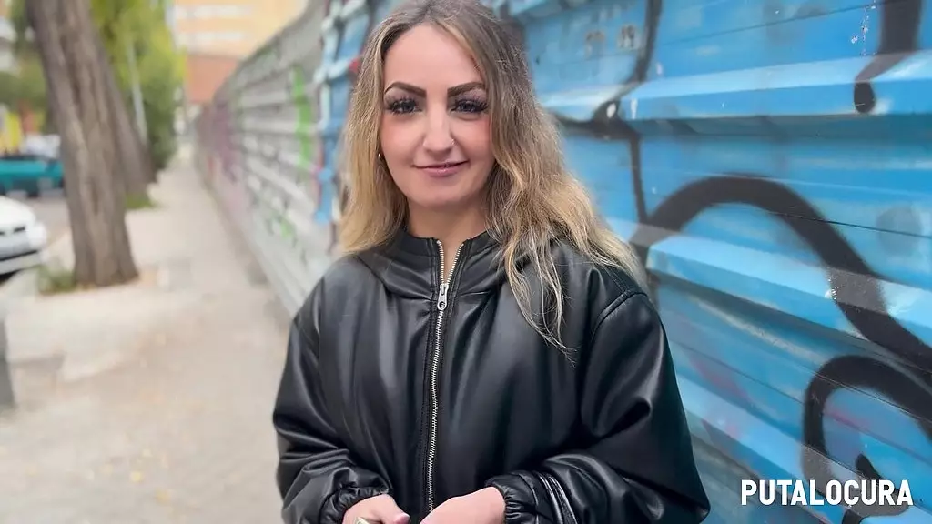putalocura - la Teen Espanola culona labona cloxy espilada por torbe y se traga todo