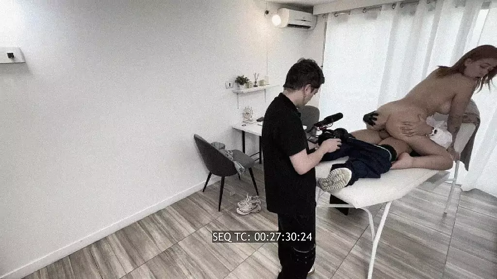 хуан бустос вуайерист #03 каро гомес и андрес боттеро - за порно