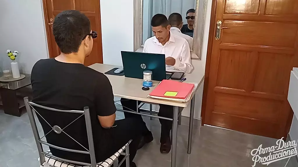 вставьте мою задницу для новой работы