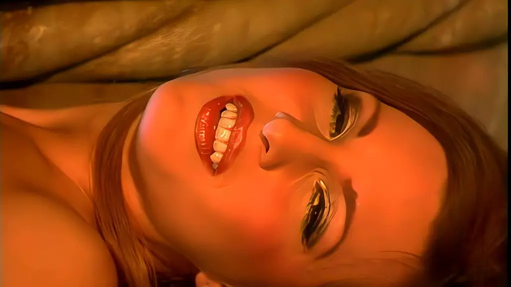 Синтия Пендрагон - обжора спермы