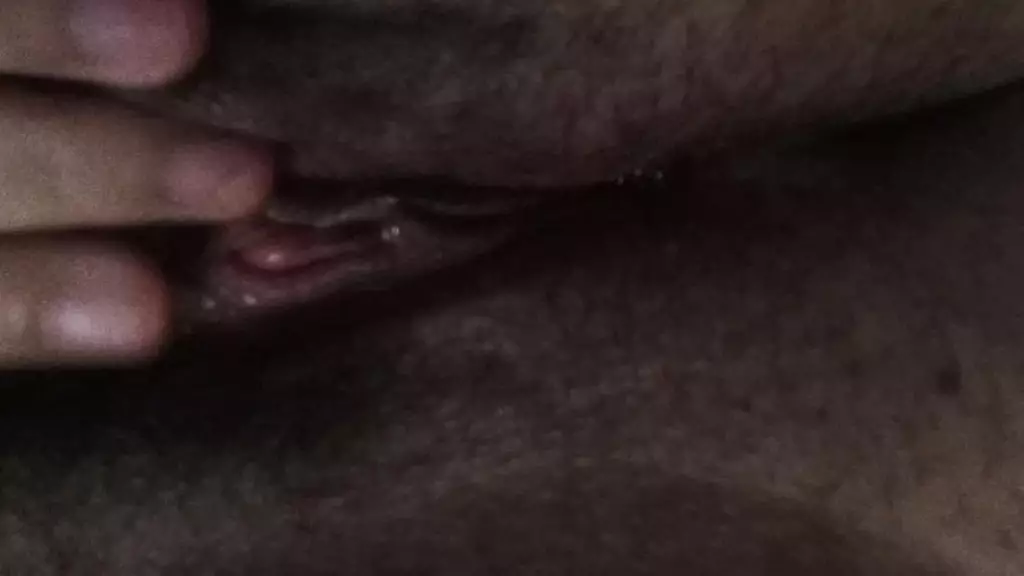 buceta virgem apertadinha toda molhadinha e querendo rola