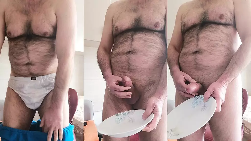 torogrosso - обновление № 17 - sborro due volte col mio caro amico в скайпе - 28 января 2025 г