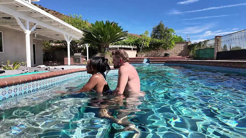 удивительная встреча с август скай