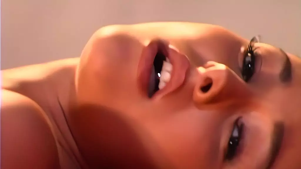 гвен даймонд совершеннолетняя