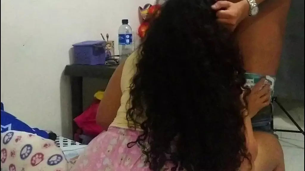 следуй за твоей женщиной после спортзала, она намного красивее, когда ее задница мокрая!