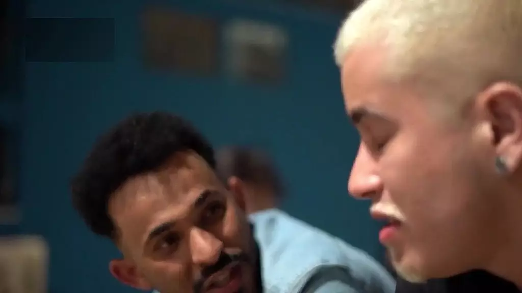 contando pro meu primo que tranzei com meu chefe. ficamos com tesao e fizemos um troca troca gostoso. - полностью