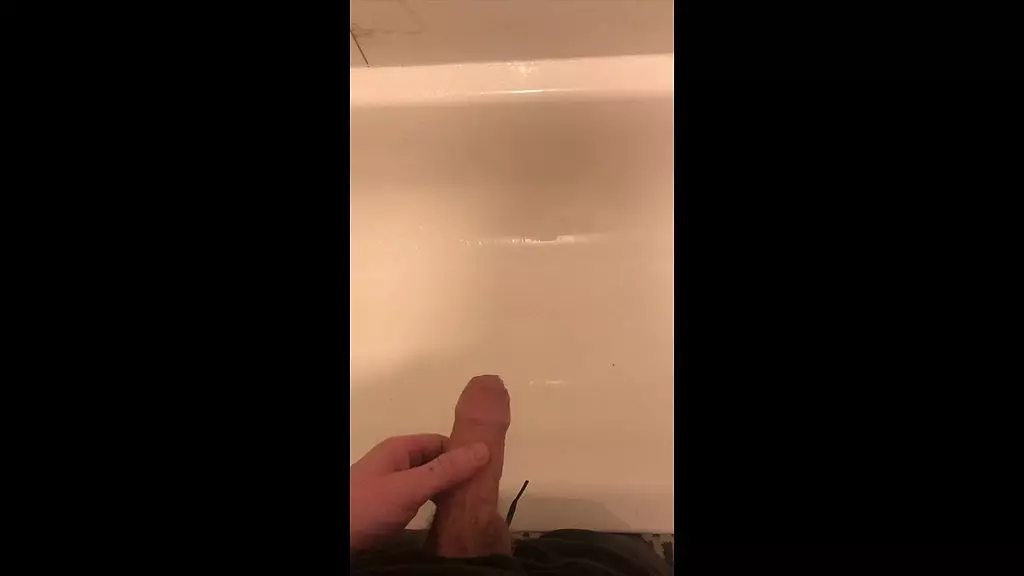 Хантер Брэдли, подборка мочи от первого лица - моча, мочеиспускание, водные виды спорта