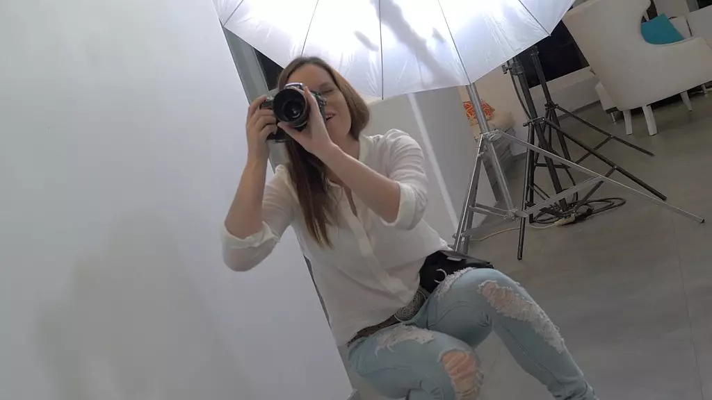 эйден эшли, дженна дж. росс и джиллиан джансон устраивают полностью лесбийский секс втроем