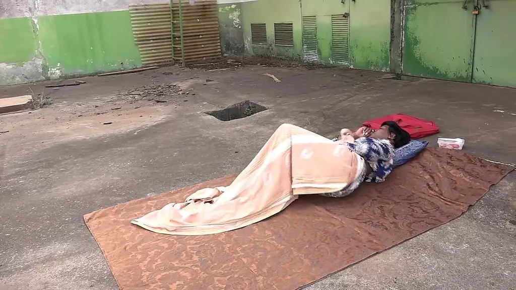 мою девушку трахнули на вечеринке после вечеринки