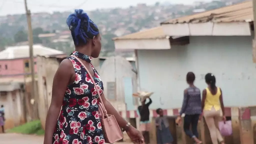 Джеймс Брайан решает убедить свою валентинку в День святого Валентина и в итоге получает хорошее купание в День святого Валентина