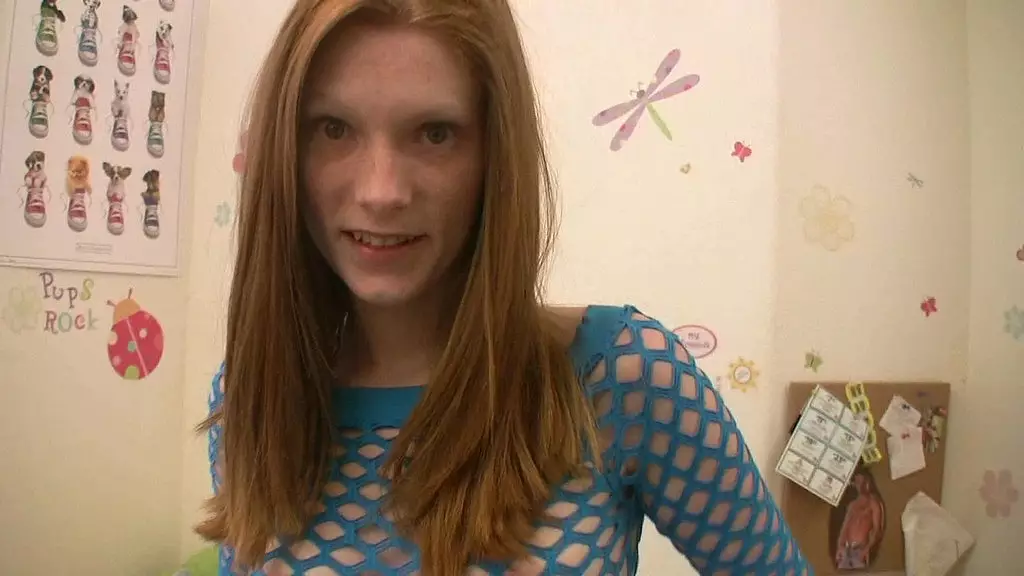 amelia rose показывает порнопродюсеру навыки в колготках и шлифовке