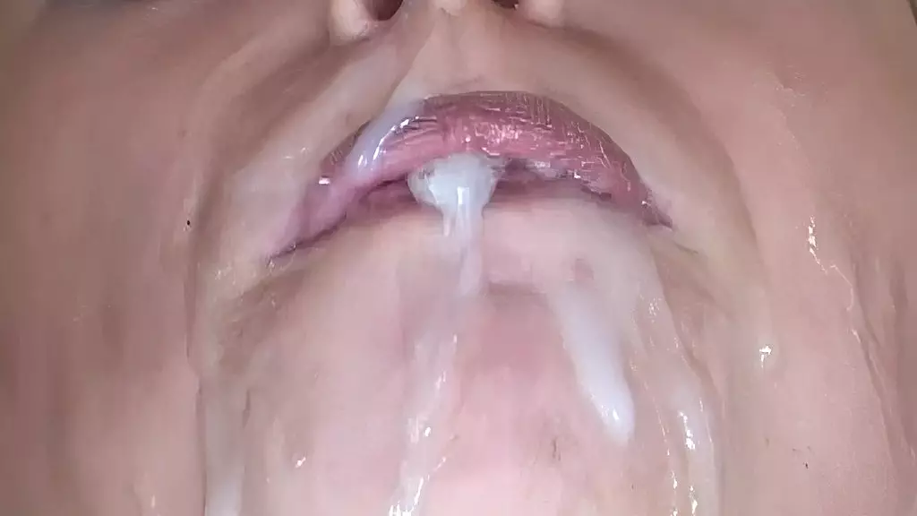 кайла кинг берет на себя два больших члена