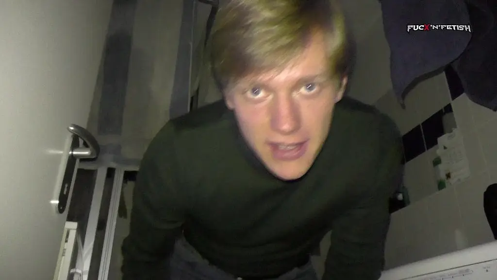 2nd peeing for the slave