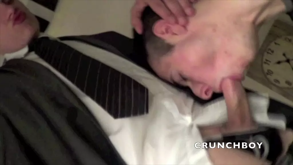 полное любительское французское порно видео домашнее с французским красавчиком с большим членом, трахнутым в анал их прямым другом, любопытным exihb или публичным круизингом или в скрытом подвале, aran черного gu