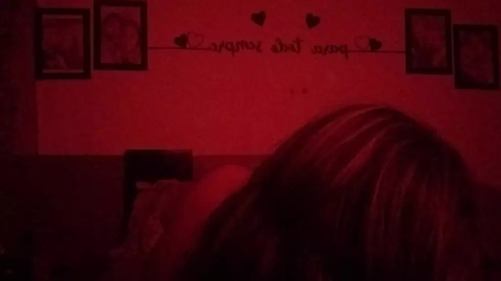 дикий трах в случайную субботу с брюнеткой