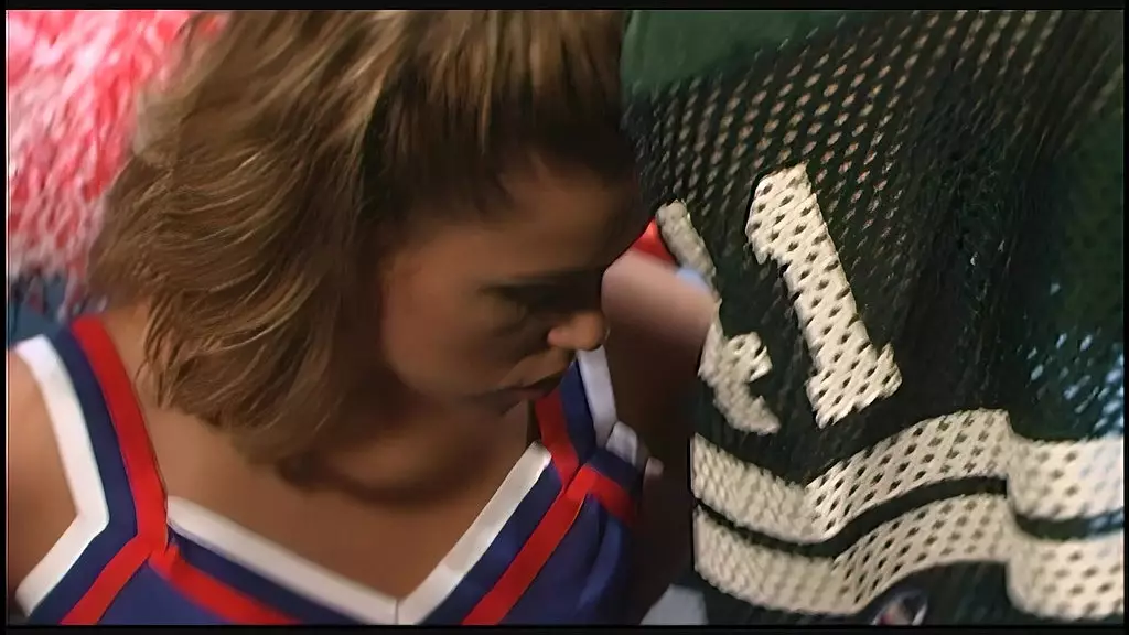 Пейдж Тернер патрулирует девственниц