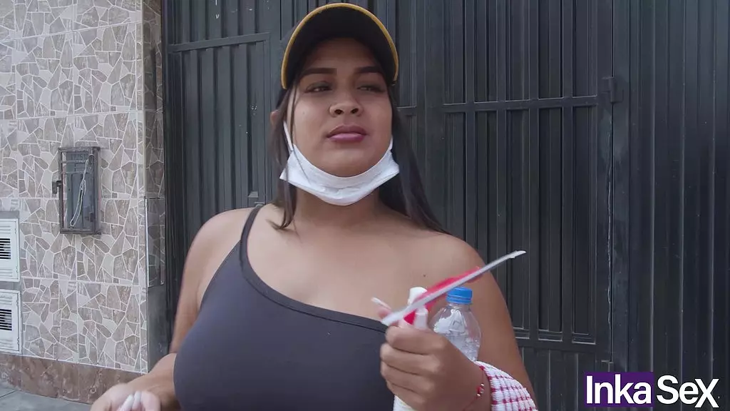 венесолана 18 лет, потрясенная неизвестным морбосом