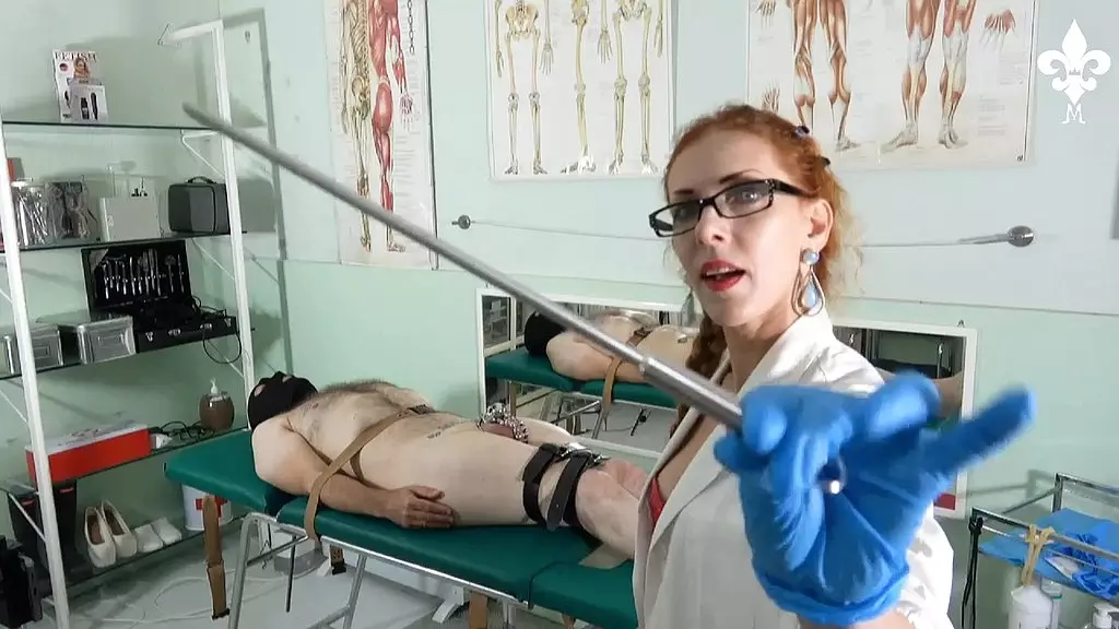 полный клип - итальянский доктор