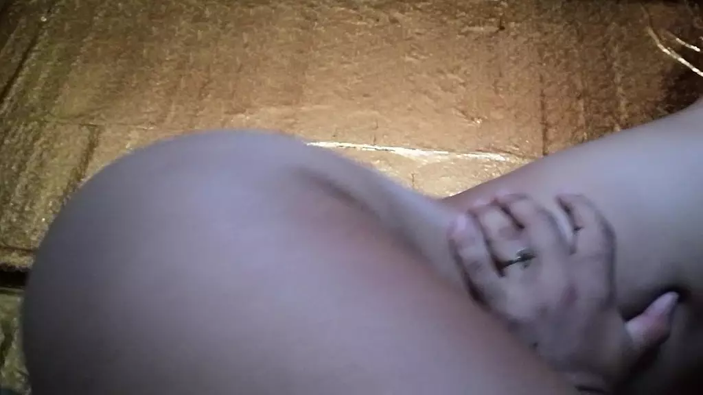 секс с попустительством, чтобы не пропустить лечение, потому что его жена войдет в дом