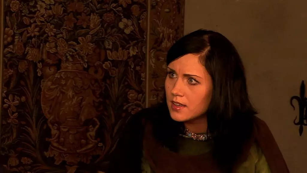 карла кокс и жасмина устраивают горячий секс втроем с мужчиной