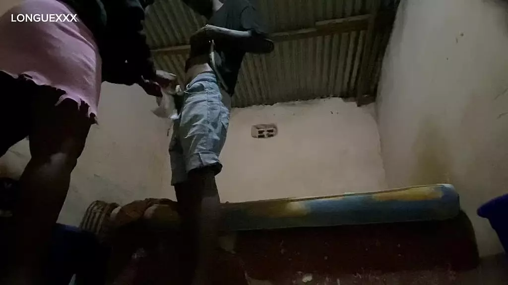 comme se soir elle est venu gouter la bite longue