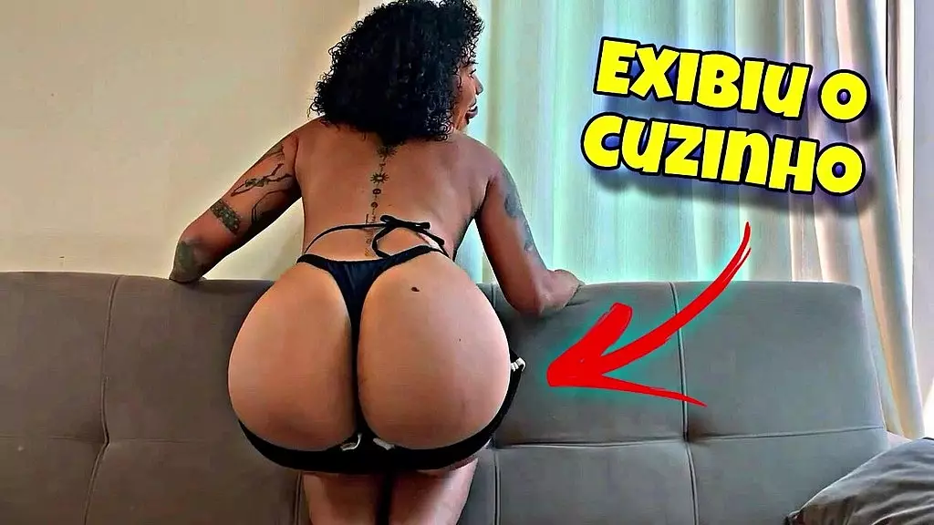 маленькая шлюшка покрасовалась и попросила сперму ей в задницу - от первого лица