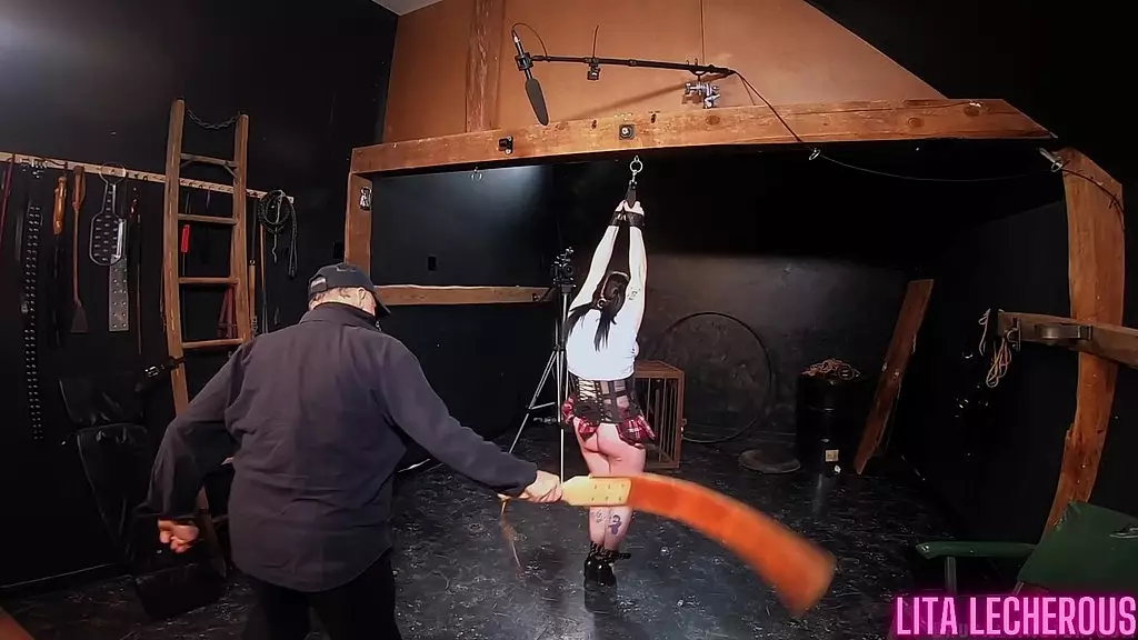 Лита встречает тюремный ремень