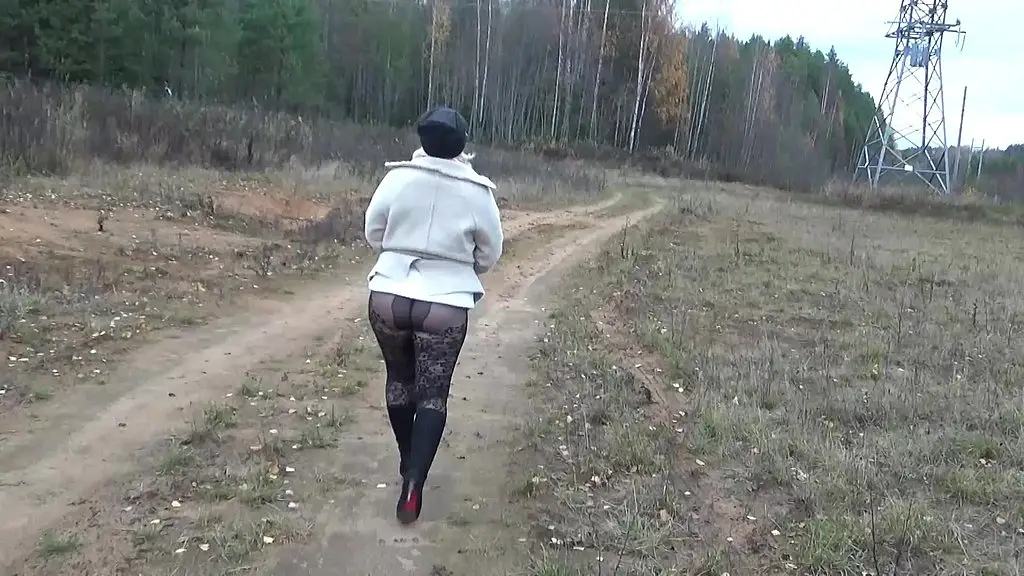 autumn walk without skirt