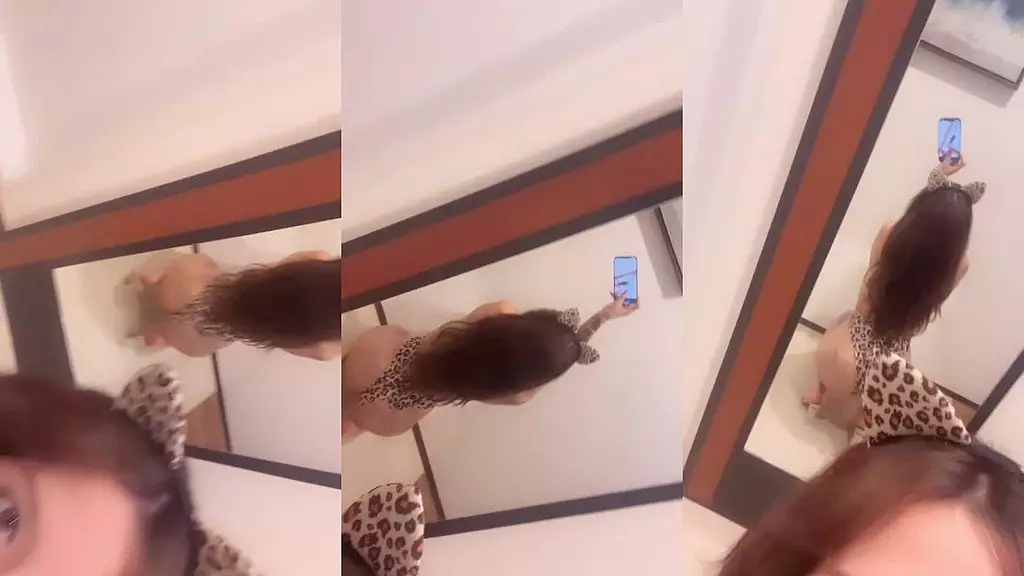 сегодня вечером мы повеселимся со мной в моей леопардовой форме!