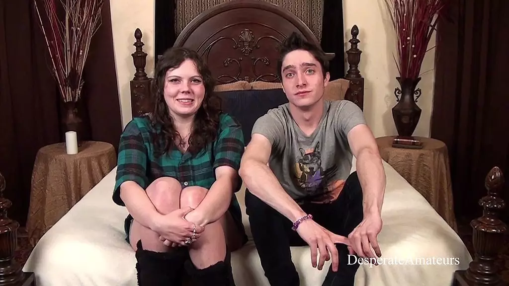 отчаянные любители сокровища получают жесткий трах в свою узкую киску и большие сиськи