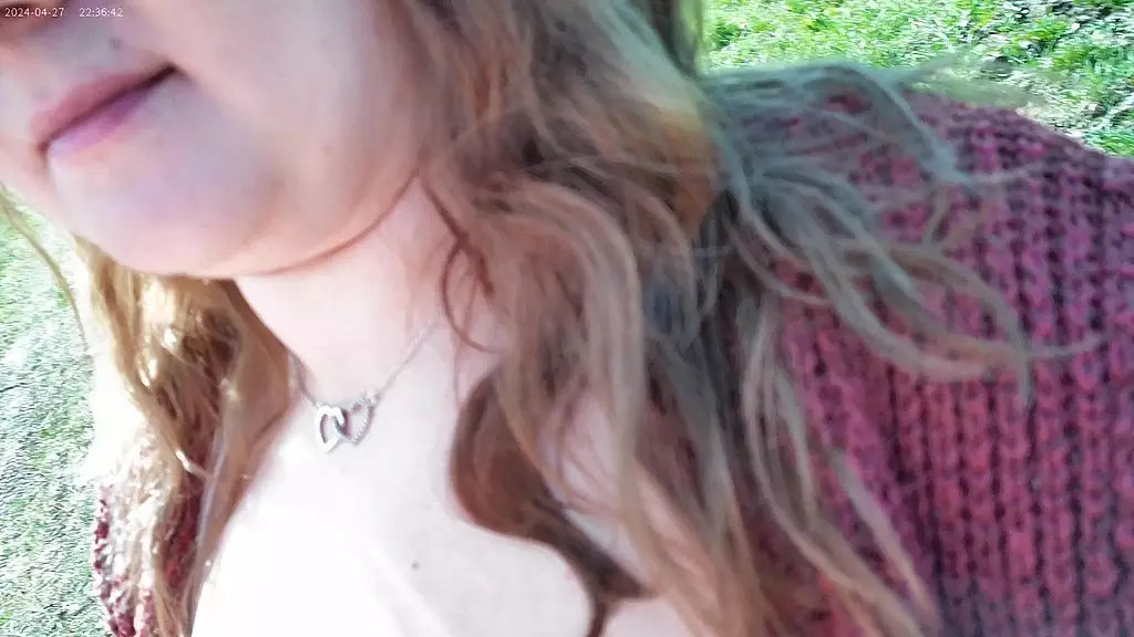 я отсосала ему в течение минуты, находясь на публике. ты бы продержалась дольше?