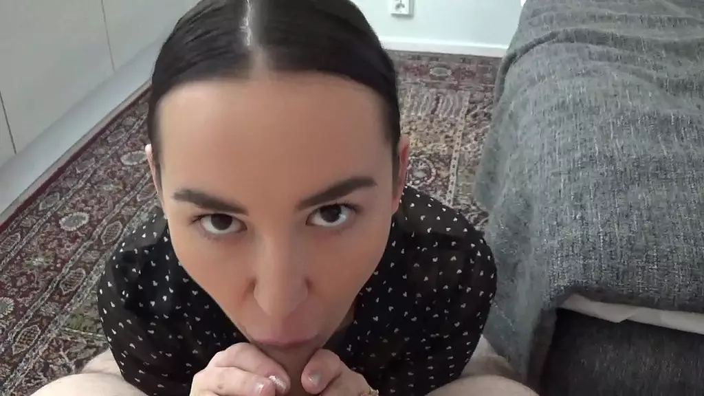 ебля любительницы турецкой мачехи с большой задницей