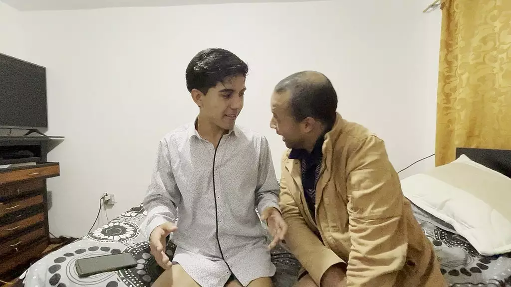 секс-новости, le rompen el culo al presentador