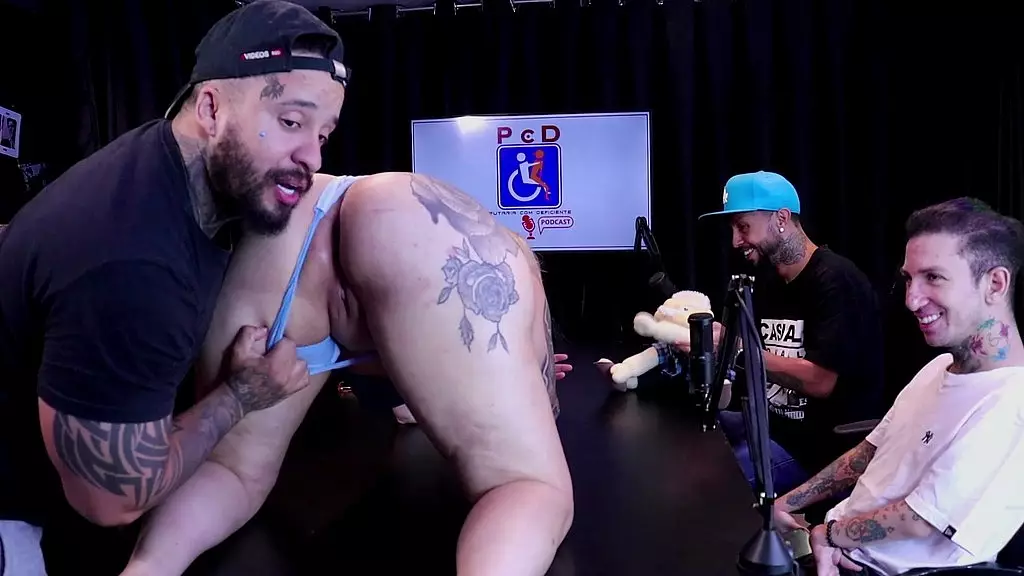 casal dna no putaria com deficient apresentado pelo gabriel olhar sobrodas & vitor reis - completo (смотреть: чистый/красный)