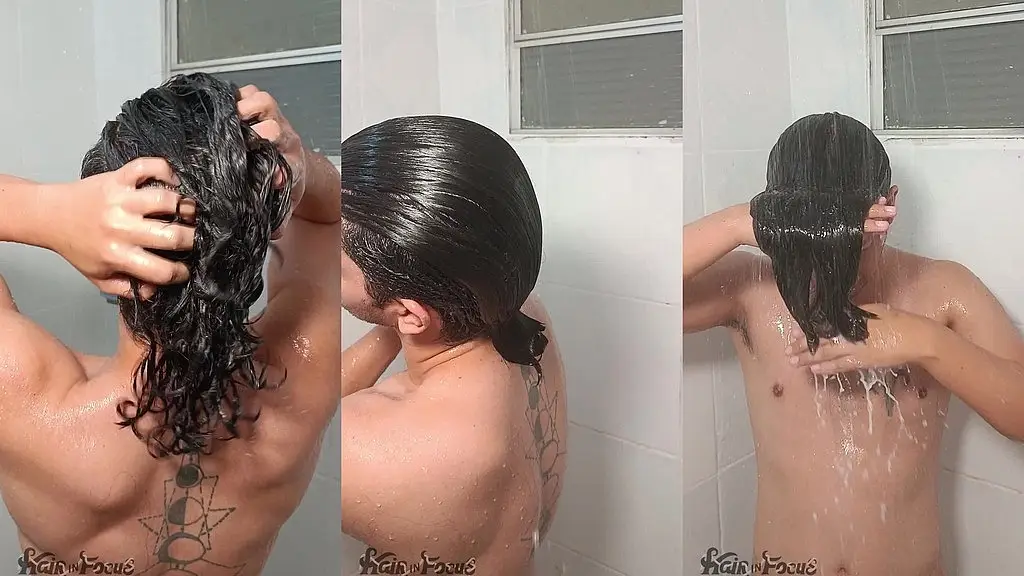 washing your hair in the bath