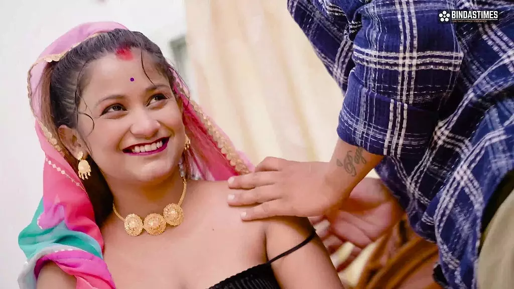 Дези Бихари Бхабхи трахается с огромным членом зятя дома (полный фильм)