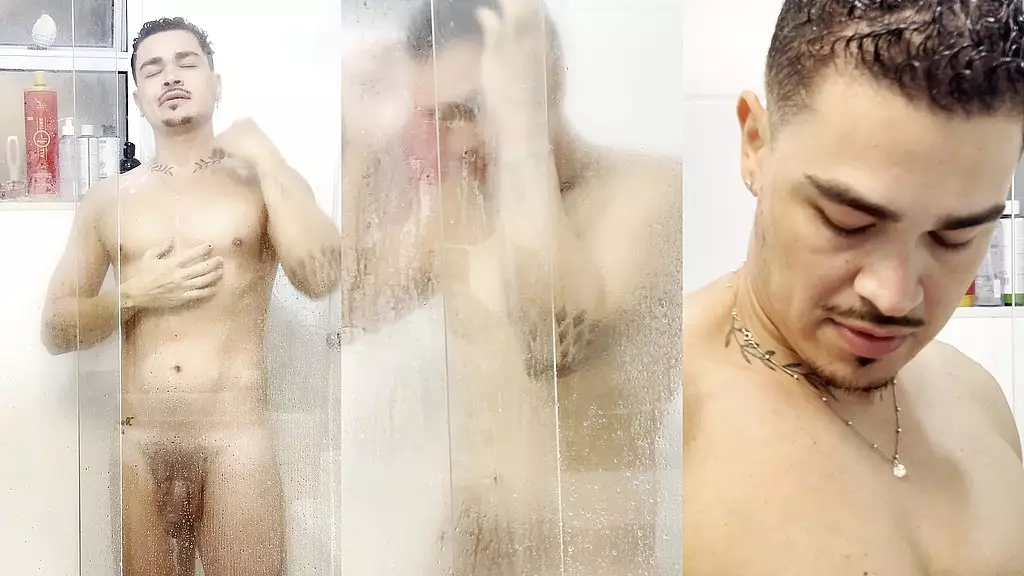 tesao no Banho 2 - возбужден в ванне