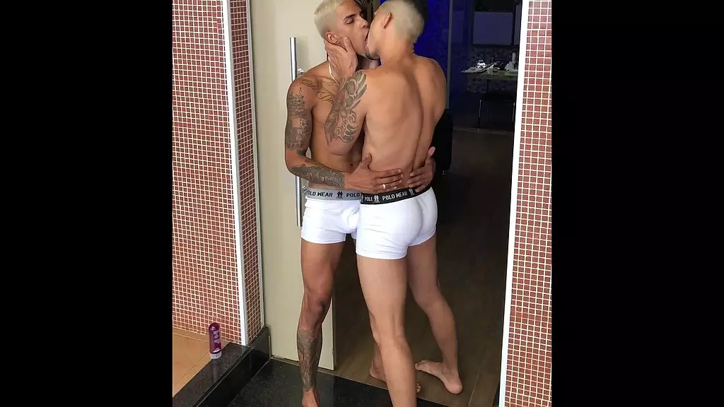 fudendo com o mozao nos quatro cantos do motel. - полностью