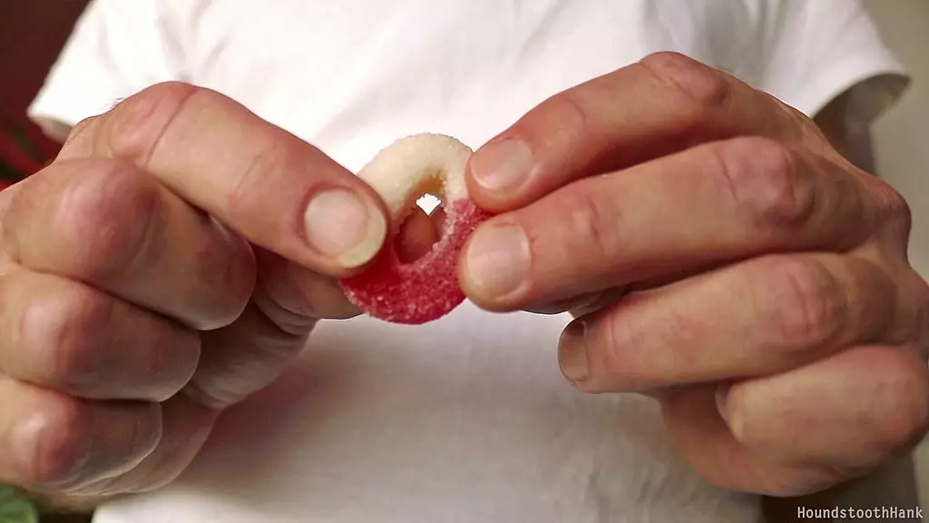 кольцо из мармеладных конфет