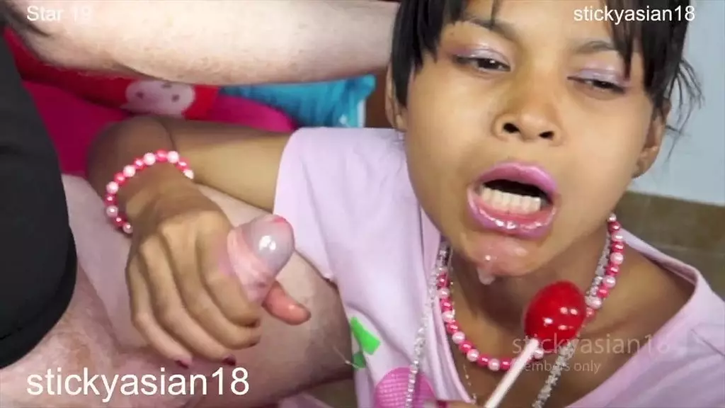 леденец и член для рта миниатюрной азиатской девушки звезды! Stickyasian18 12.30 минут v52