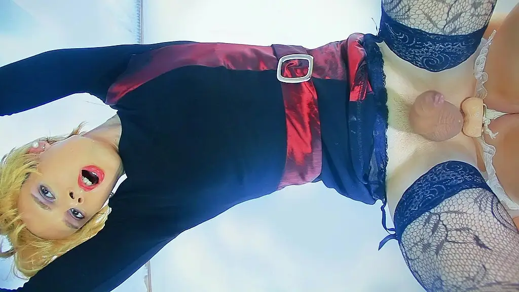 жесткий сисси-тренинг, использование и кончание