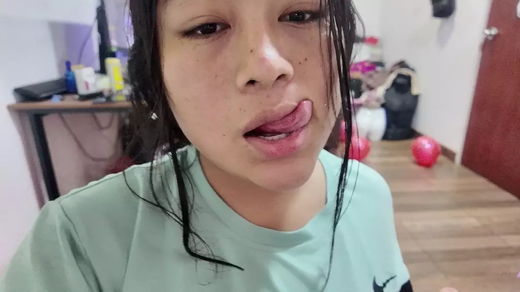 Встреча с моим другом в одном месте и в педикюре, который принес мне мою фантазию