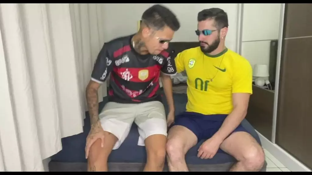 Мало что было отправлено на пика дура-ду-амиго, который помог мне в игре. - полностью