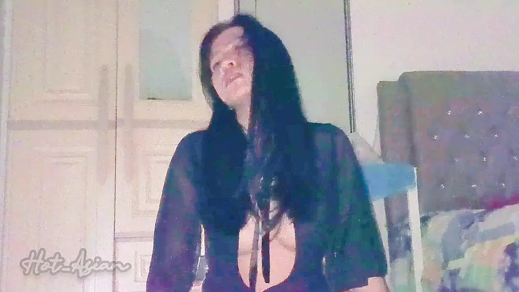 delicious pussy sexy asian girl big ass and fuck at midnight - pov