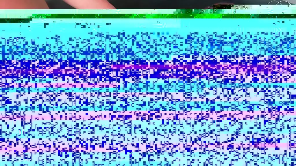 мой сосед не перестает трахать меня