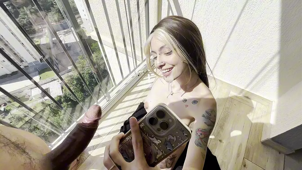 мне просто нужно, чтобы ты позволил мне сфотографироваться с твоим членом. я твоя сводная сестра! ft. janys